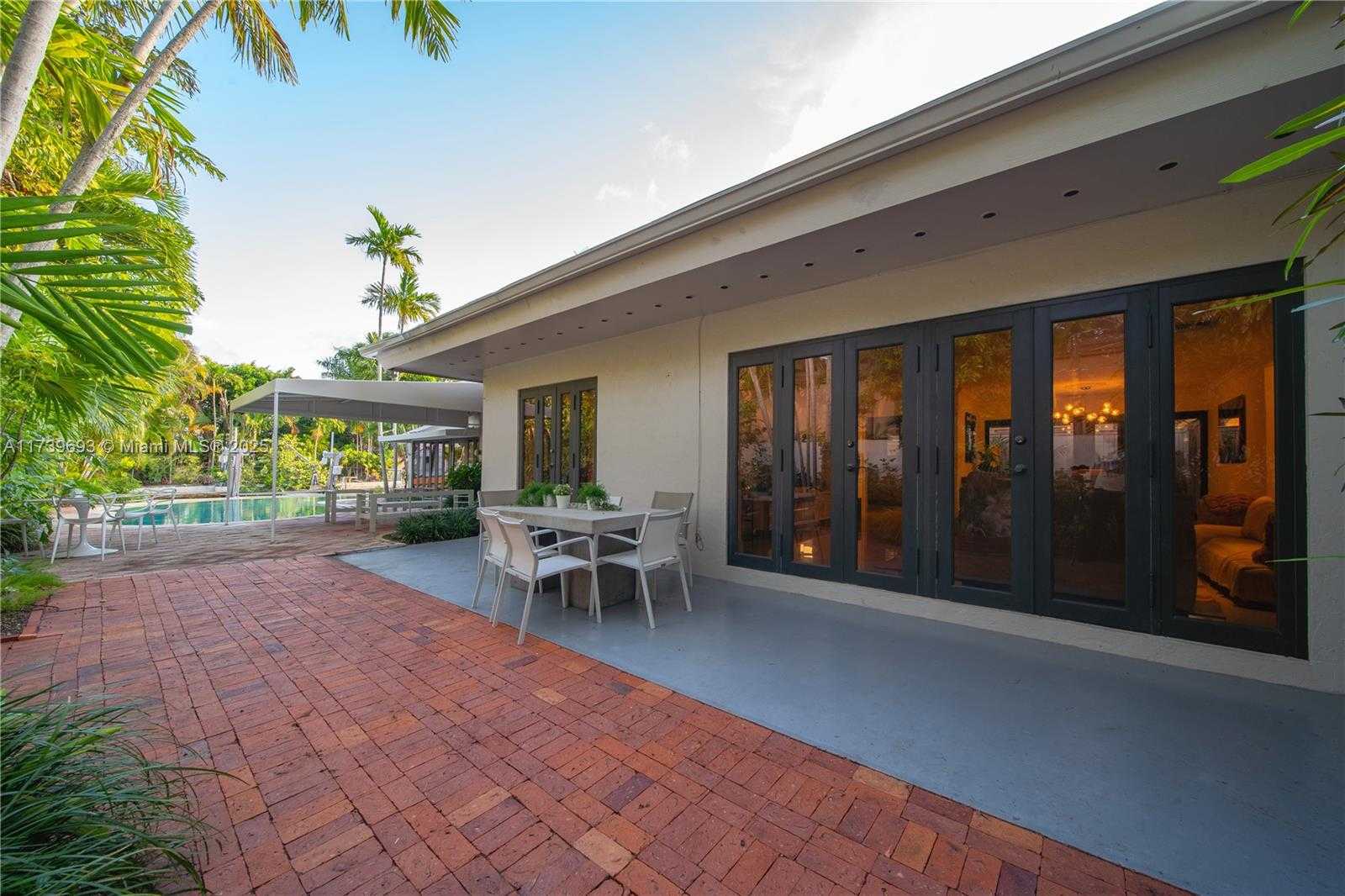 Small Image of 1840 CLEVELAND RD, Miami Beach Number 34