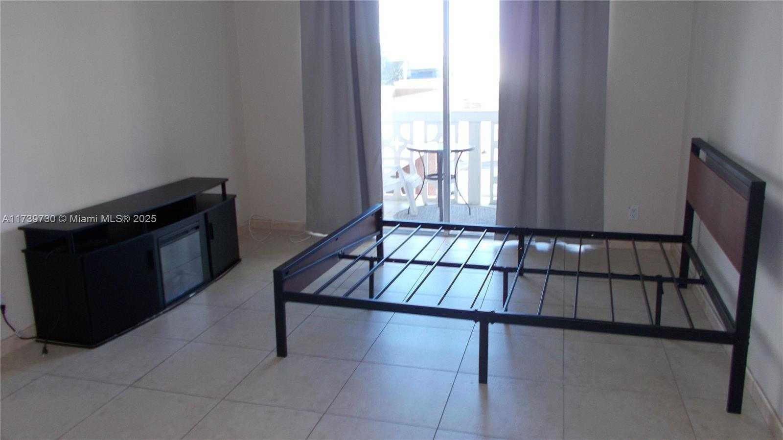 Small Image of 1817 SOUTH OCEAN DR #216, Hallandale Beach Number 10
