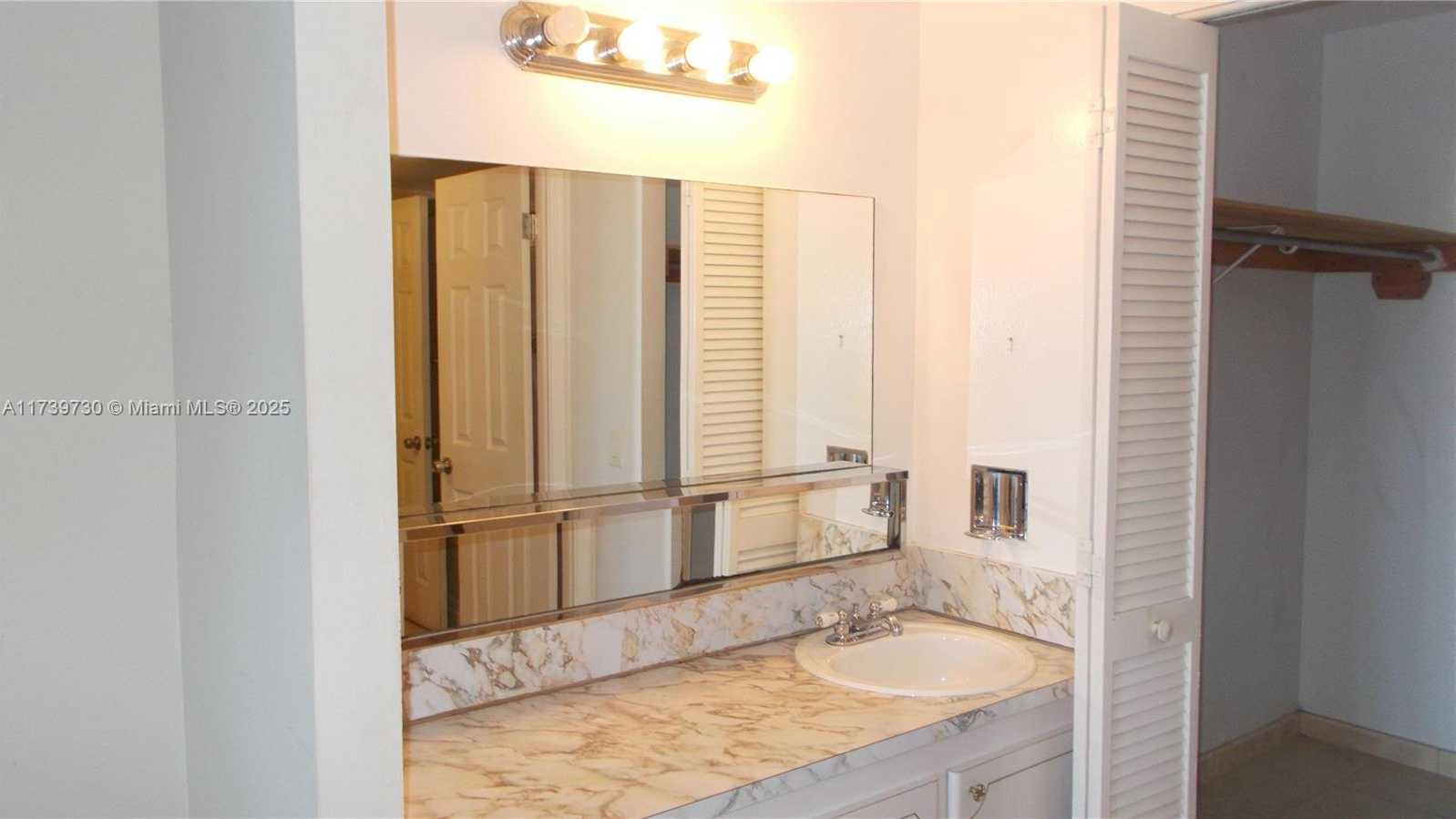 Small Image of 1817 SOUTH OCEAN DR #216, Hallandale Beach Number 12