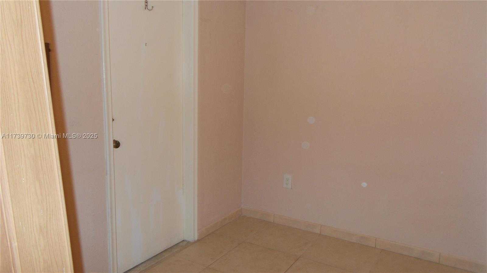 Small Image of 1817 SOUTH OCEAN DR #216, Hallandale Beach Number 20
