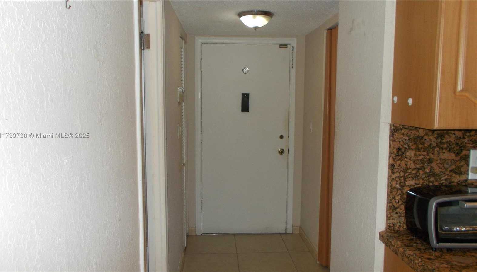 Small Image of 1817 SOUTH OCEAN DR #216, Hallandale Beach Number 4