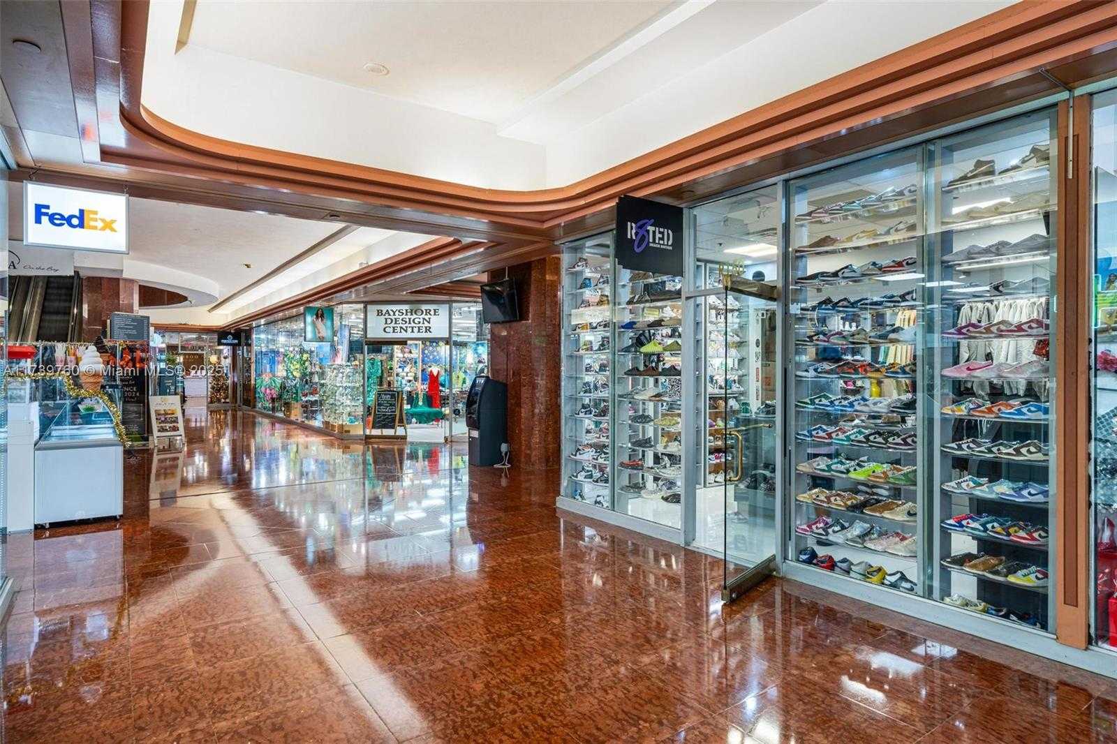 Small Image of 1717 NORTH BAYSHORE DR #B-4157, Miami Number 20