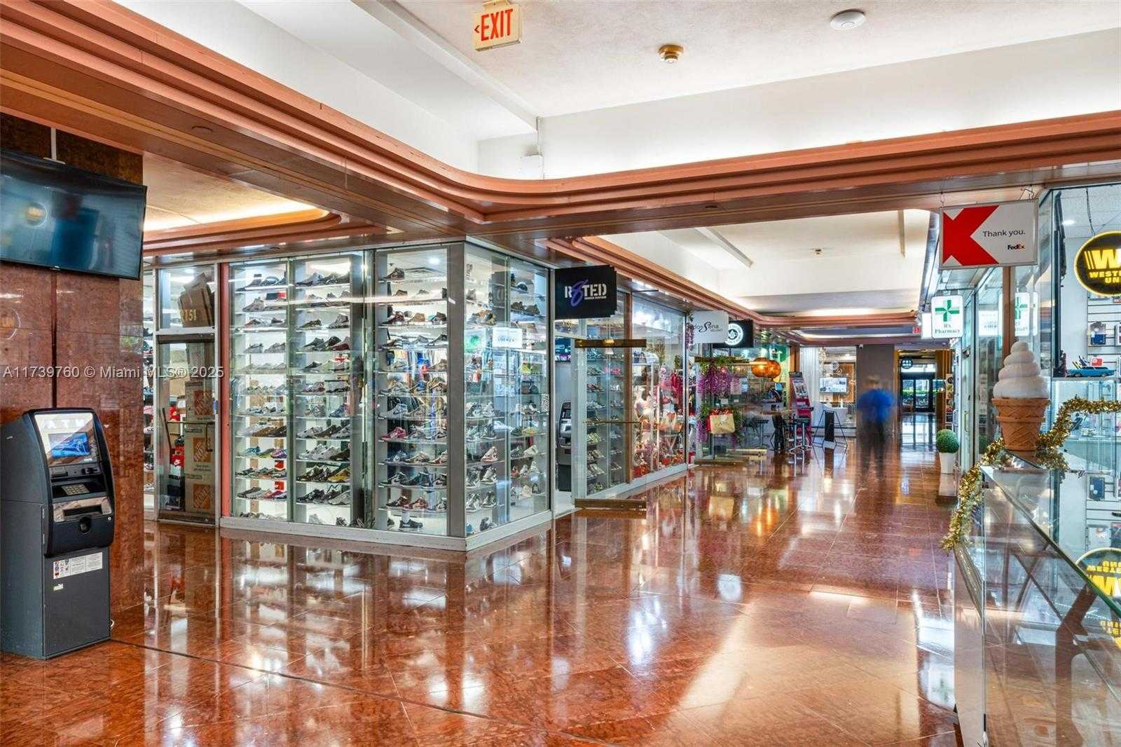 Small Image of 1717 NORTH BAYSHORE DR #B-4157, Miami Number 22