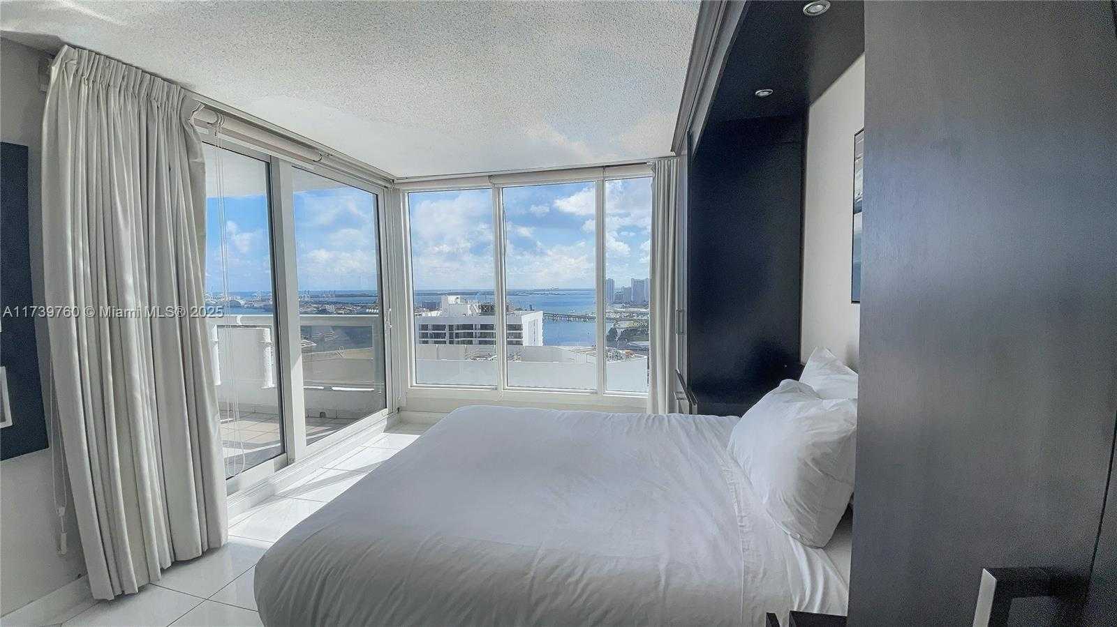 Small Image of 1717 NORTH BAYSHORE DR #B-4157, Miami Number 7