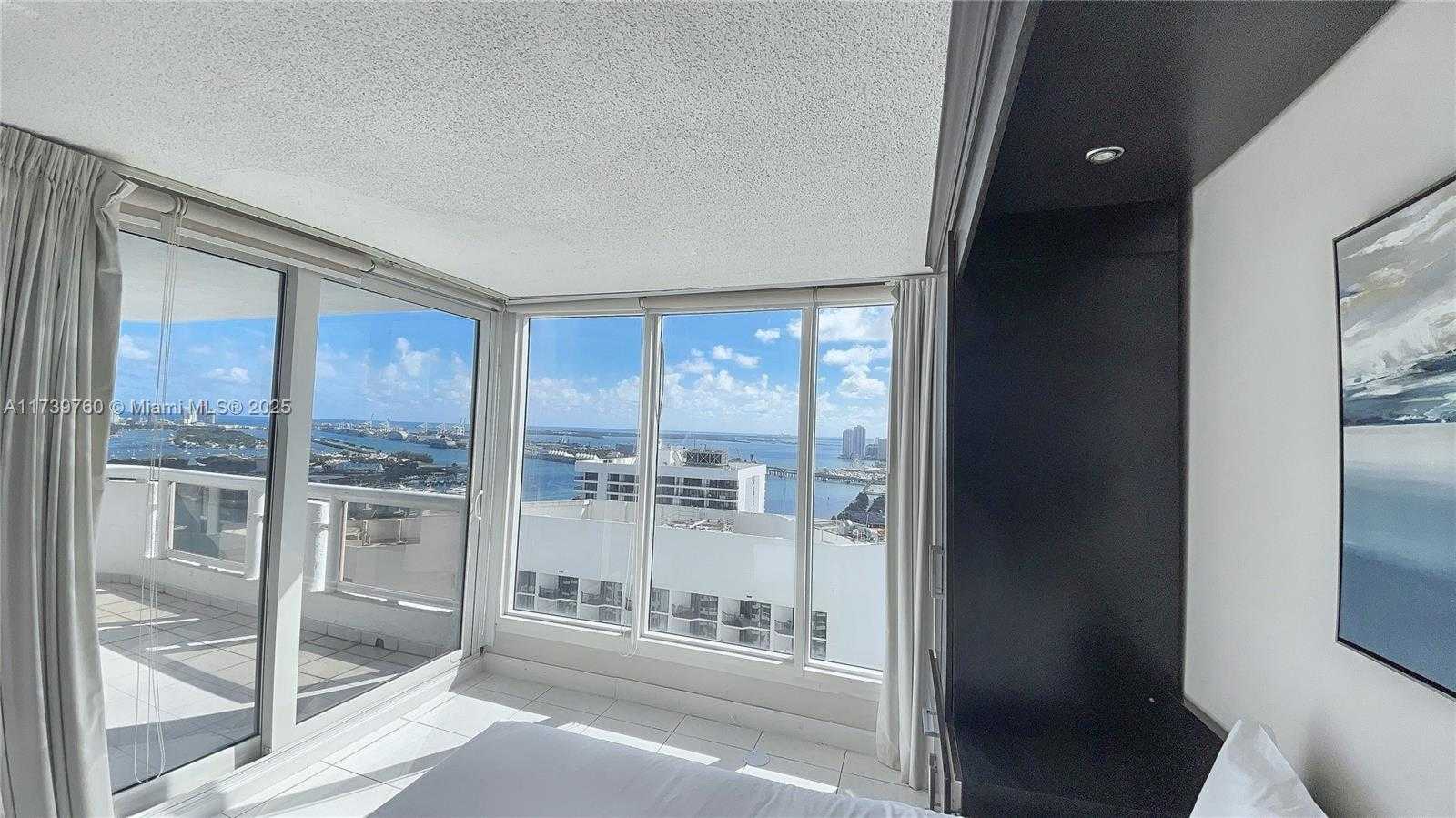 Small Image of 1717 NORTH BAYSHORE DR #B-4157, Miami Number 8