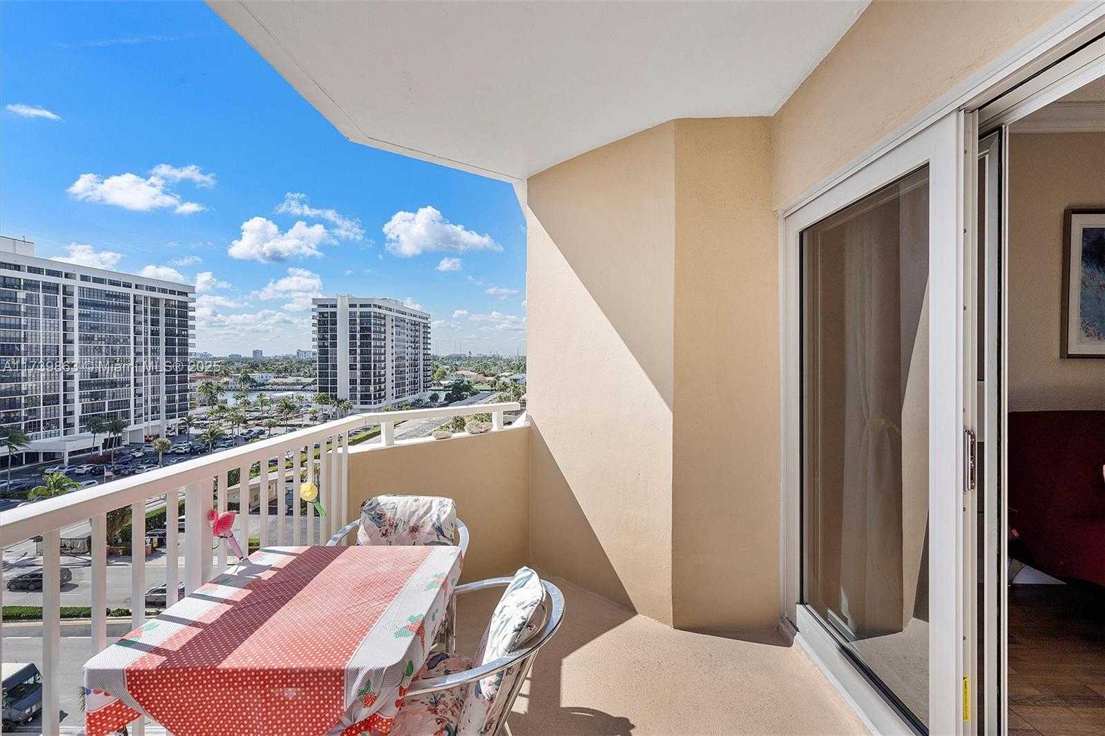 Small Image of 1980 SOUTH OCEAN DR #7N, Hallandale Beach Number 10