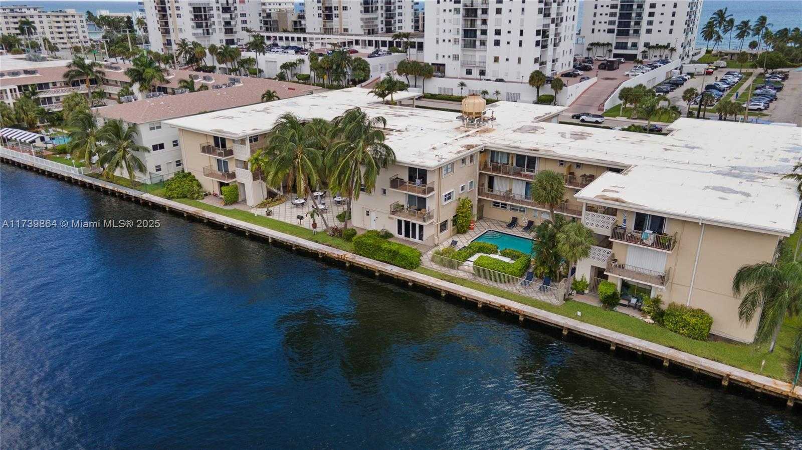 Small Image of 2600 SOUTH OCEAN DR #S312, Hollywood Number 16