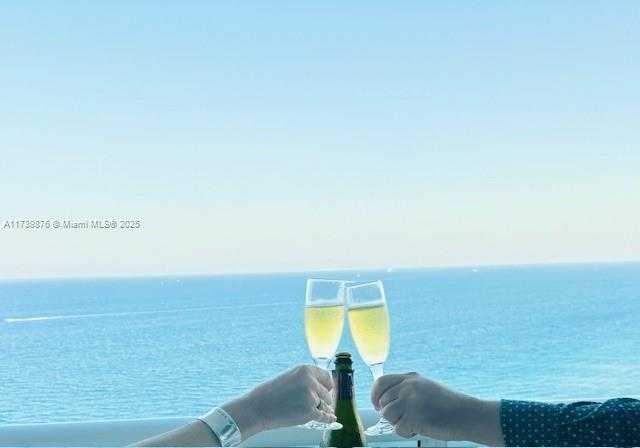 Small Image of 6301 #2802, Miami Beach Number 33