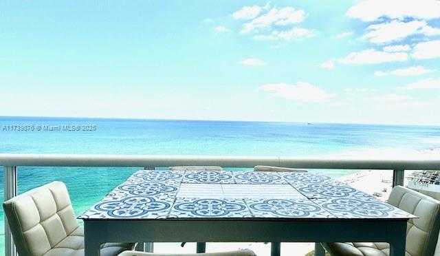 Small Image of 6301 #2802, Miami Beach Number 6