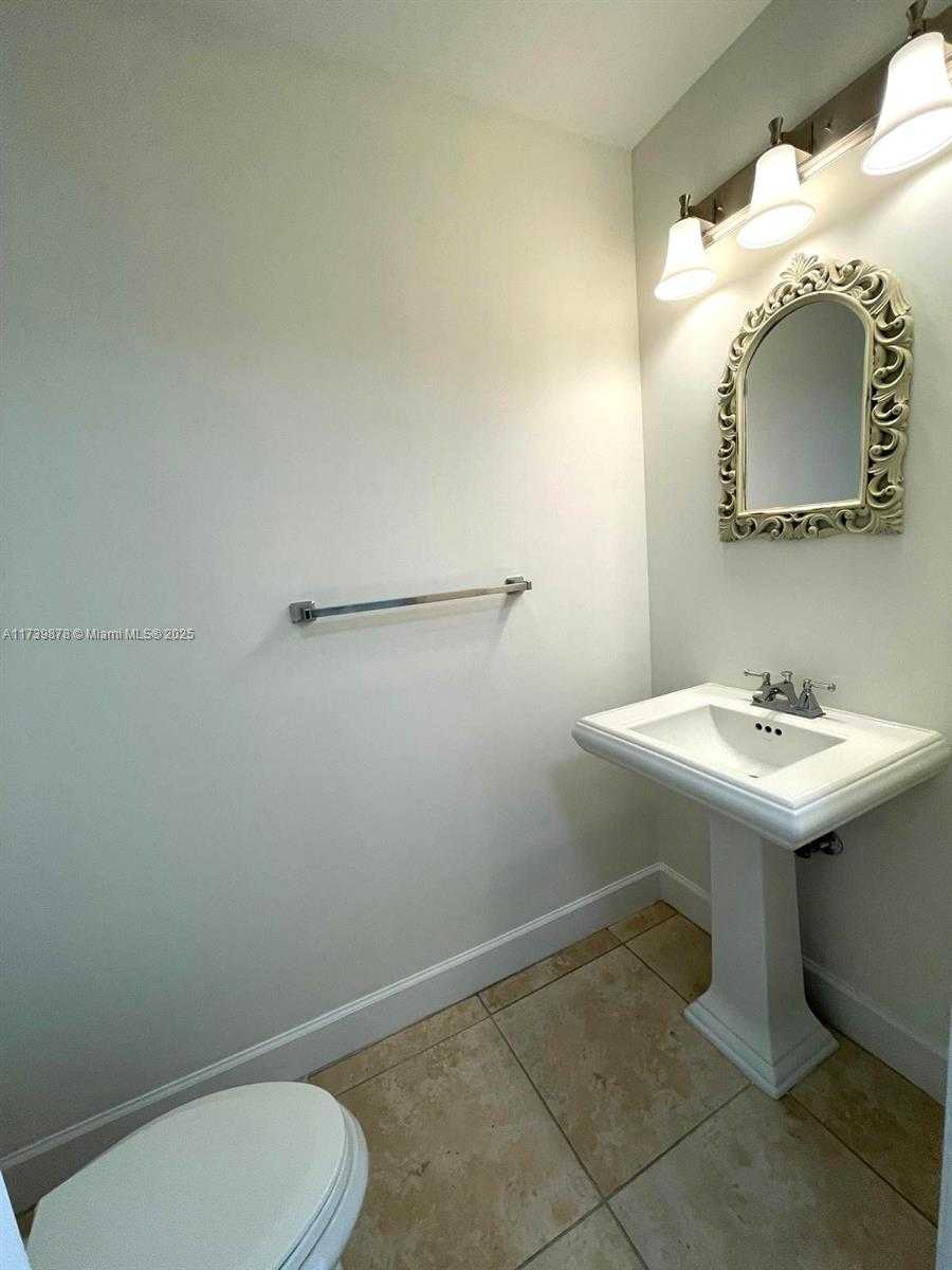 Small Image of 100 ANDALUSIA AVE #715, Coral Gables Number 10