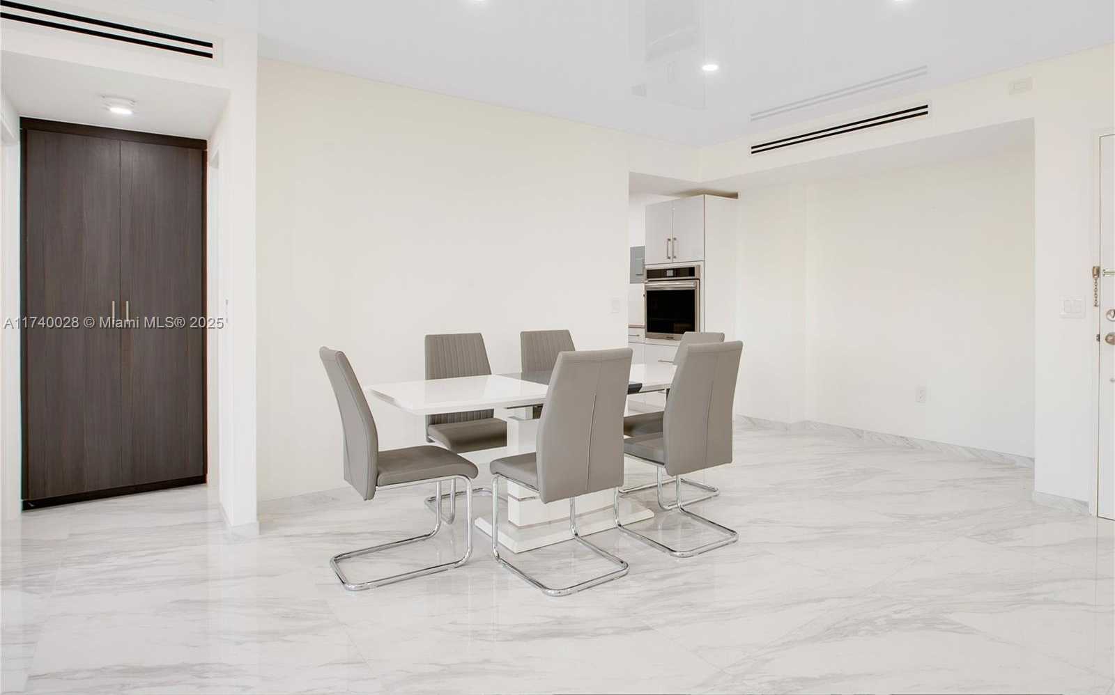 Small Image of 10185 COLLINS AVE #907, Bal Harbour Number 8