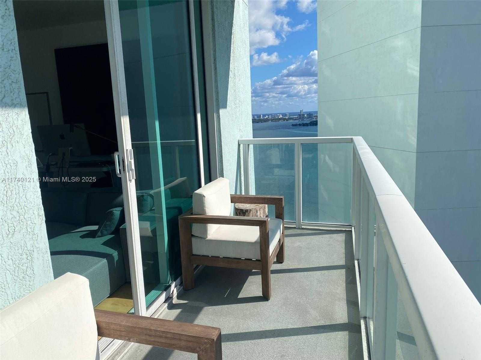 Small Image of 1900 NORTH BAYSHORE DR #3807, Miami Number 13