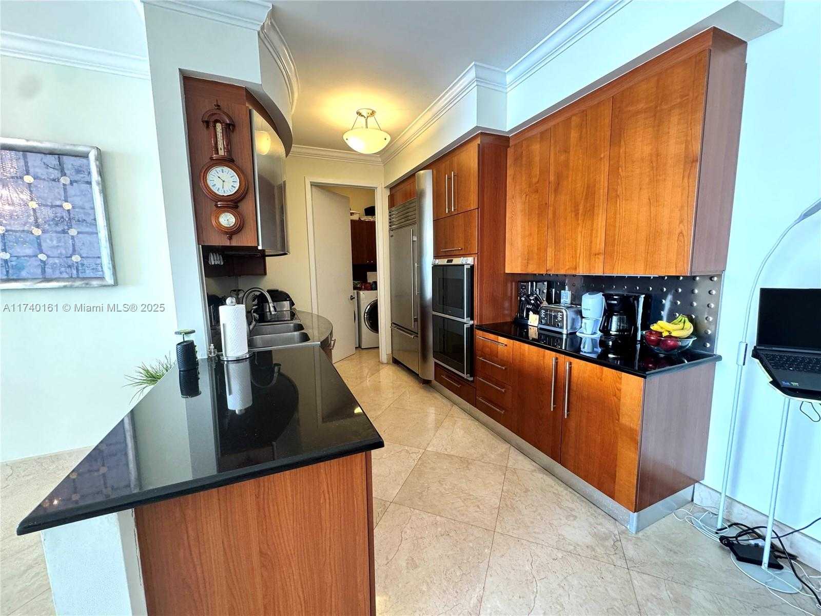 Small Image of 18101 COLLINS AVE #5207, Sunny Isles Beach Number 11