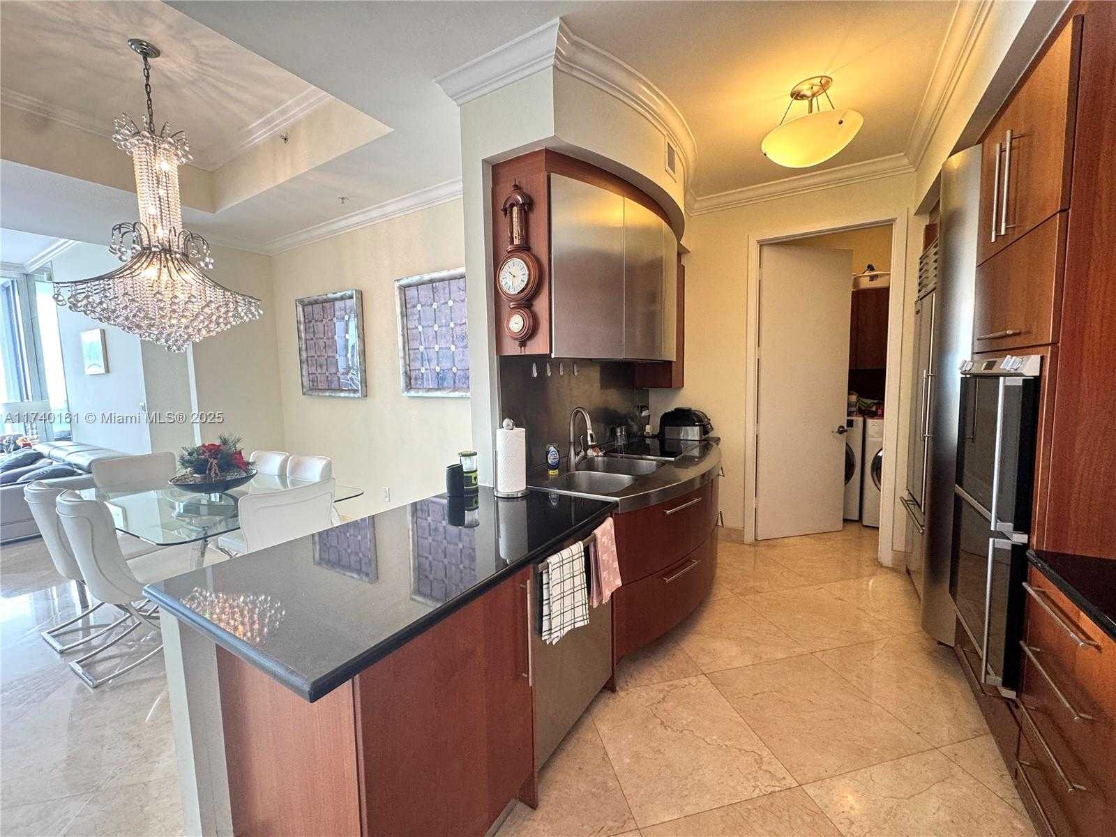 Small Image of 18101 COLLINS AVE #5207, Sunny Isles Beach Number 13