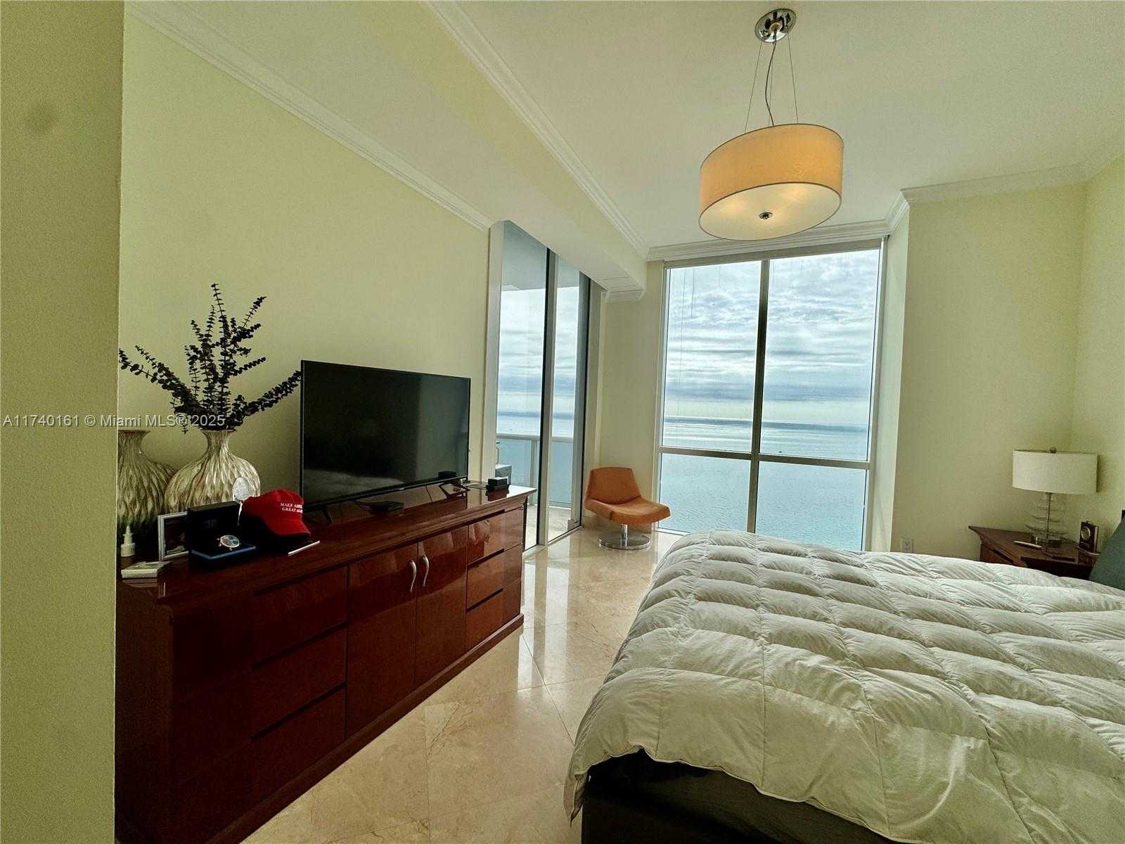Small Image of 18101 COLLINS AVE #5207, Sunny Isles Beach Number 28
