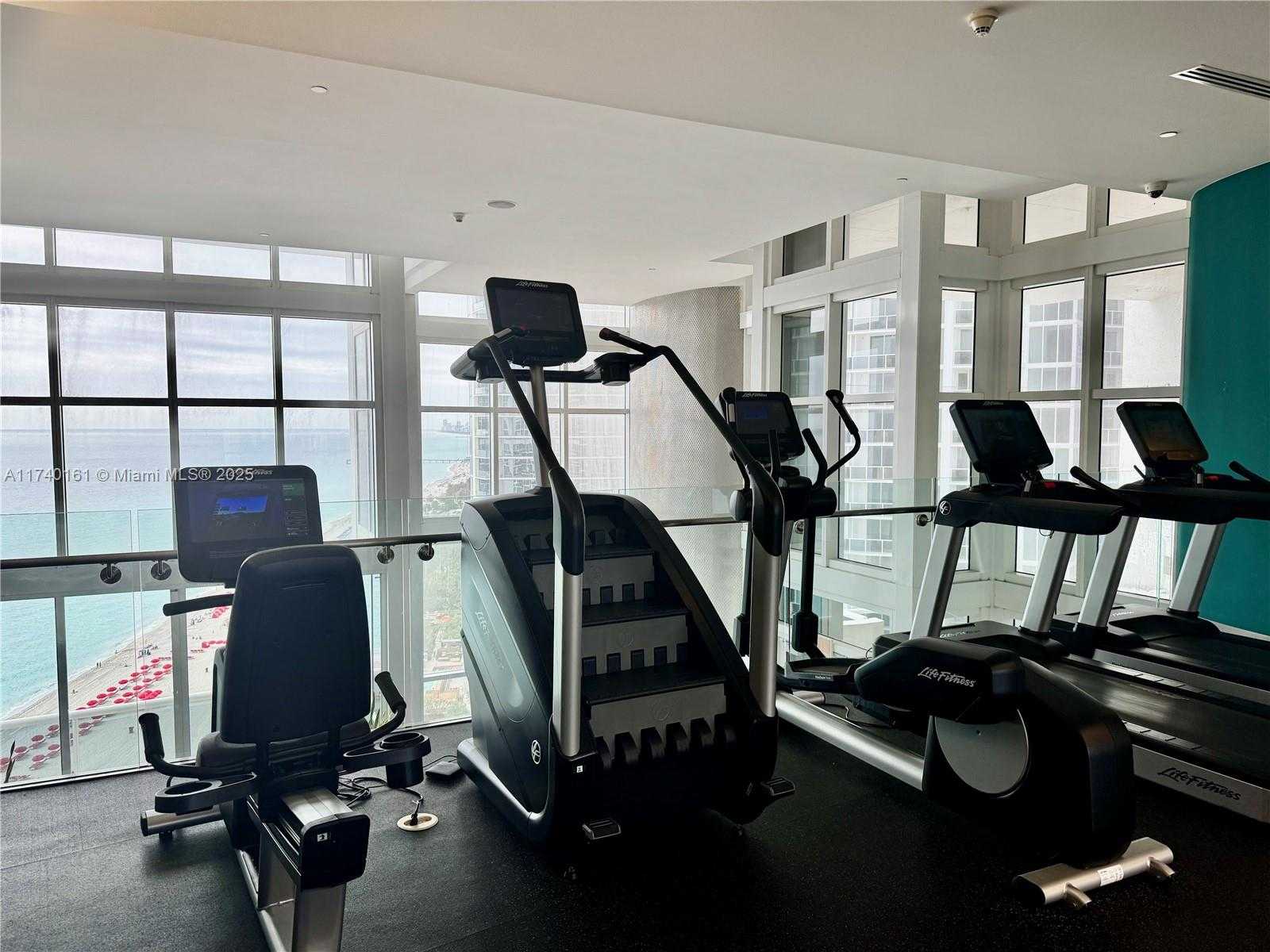 Small Image of 18101 COLLINS AVE #5207, Sunny Isles Beach Number 36