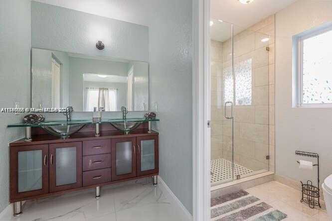 Small Image of 25040 SOUTH WEST 222ND, Homestead Number 17