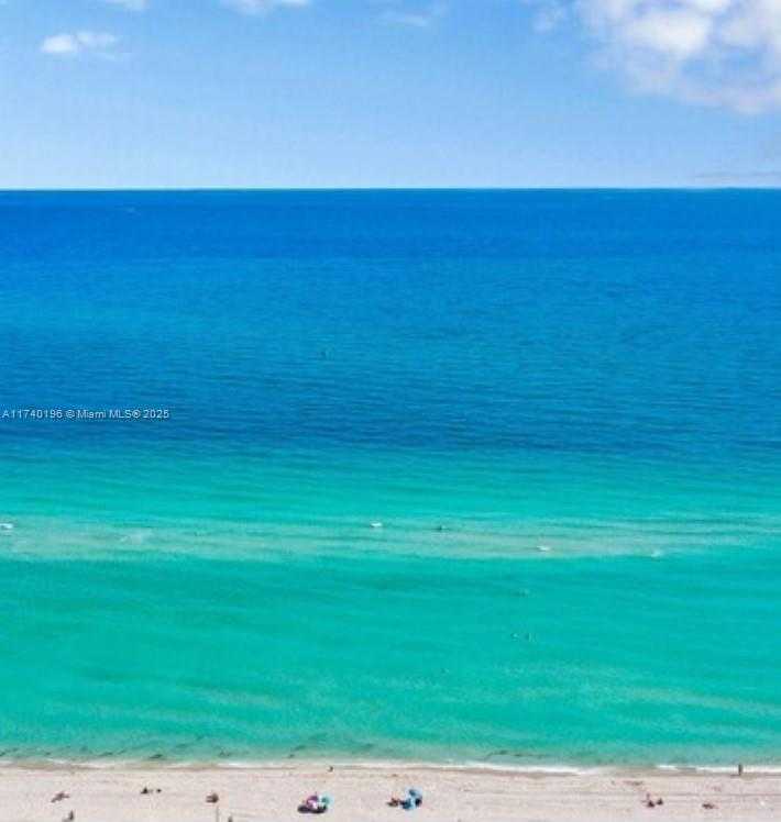 Small Image of 2457 COLLINS AVE #1406, Miami Beach Number 3