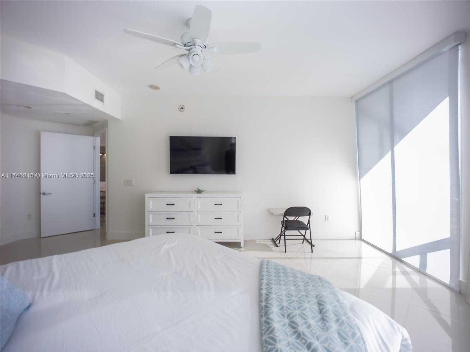 Small Image of 17301 BISCAYNE BLVD #1203, North Miami Beach Number 20