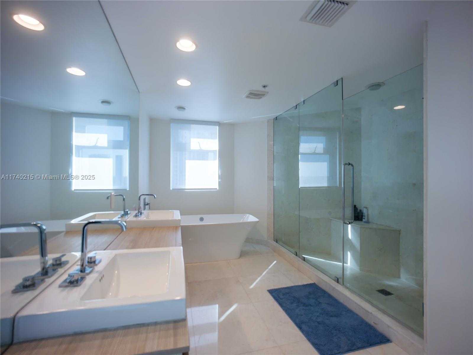 Small Image of 17301 BISCAYNE BLVD #1203, North Miami Beach Number 22
