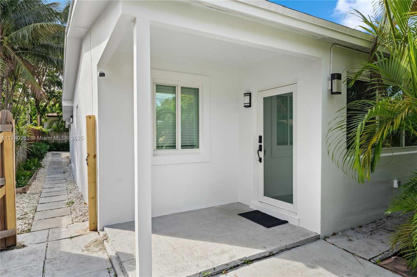 Small Image of 1480 NORTH EAST 117TH ST #1480, Miami Number 3