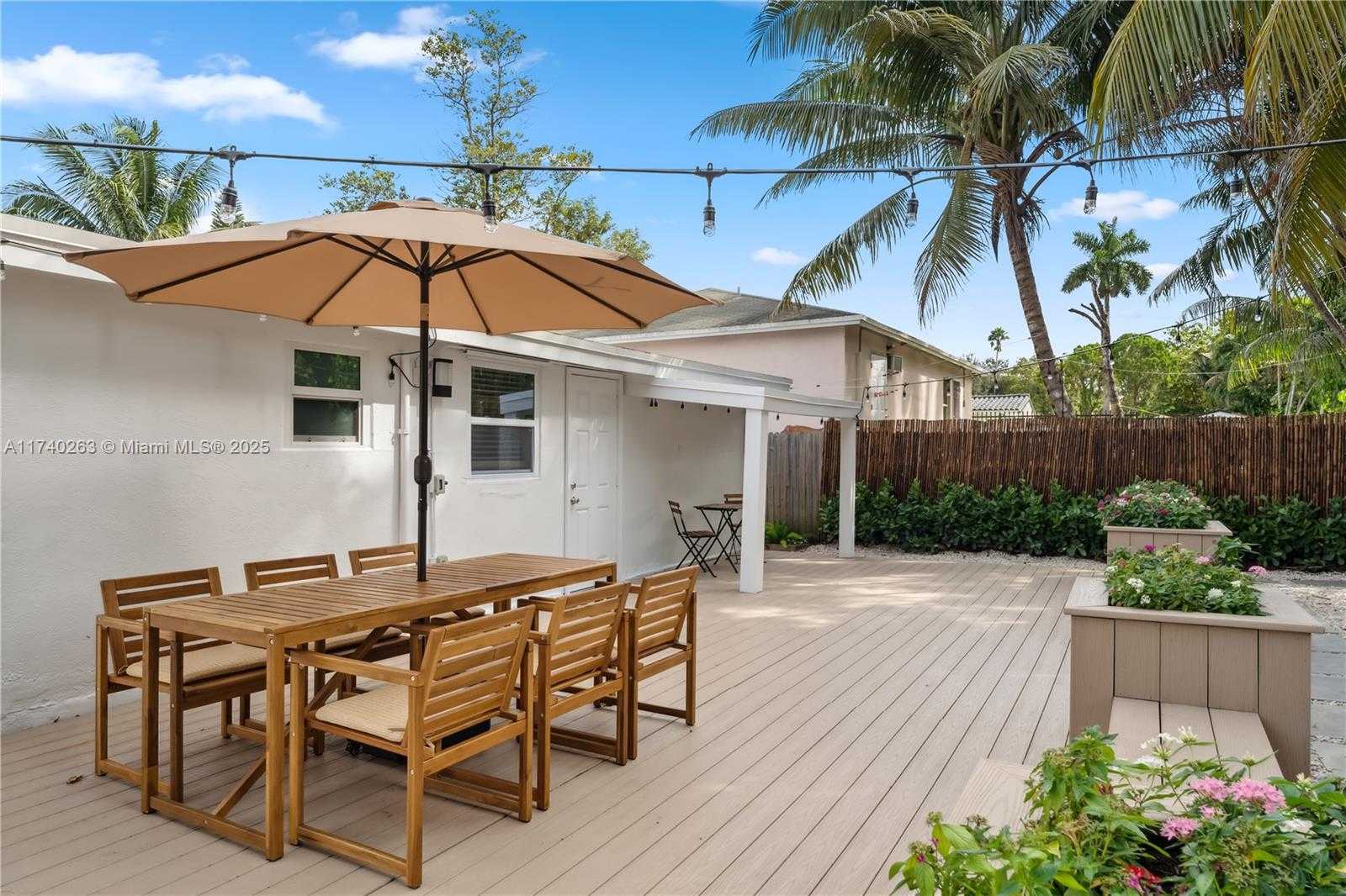 Small Image of 1480 NORTH EAST 117TH ST #1480, Miami Number 7