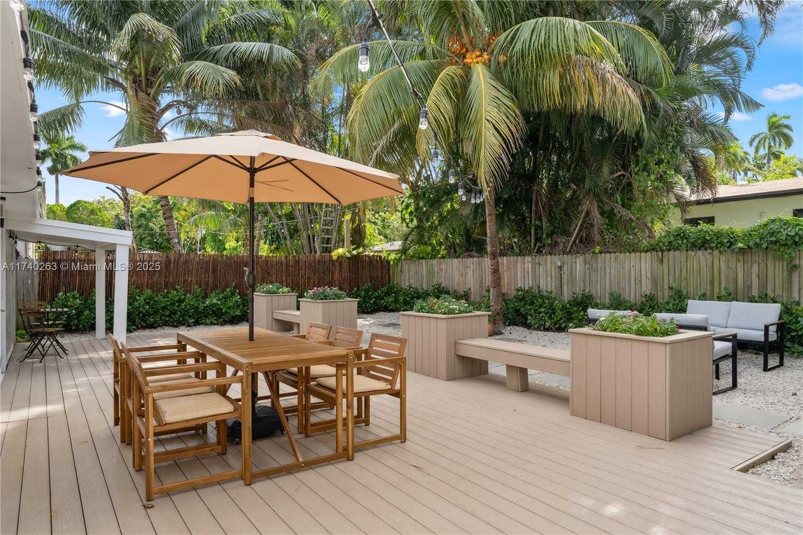 Small Image of 1480 NORTH EAST 117TH ST #1480, Miami Number 8
