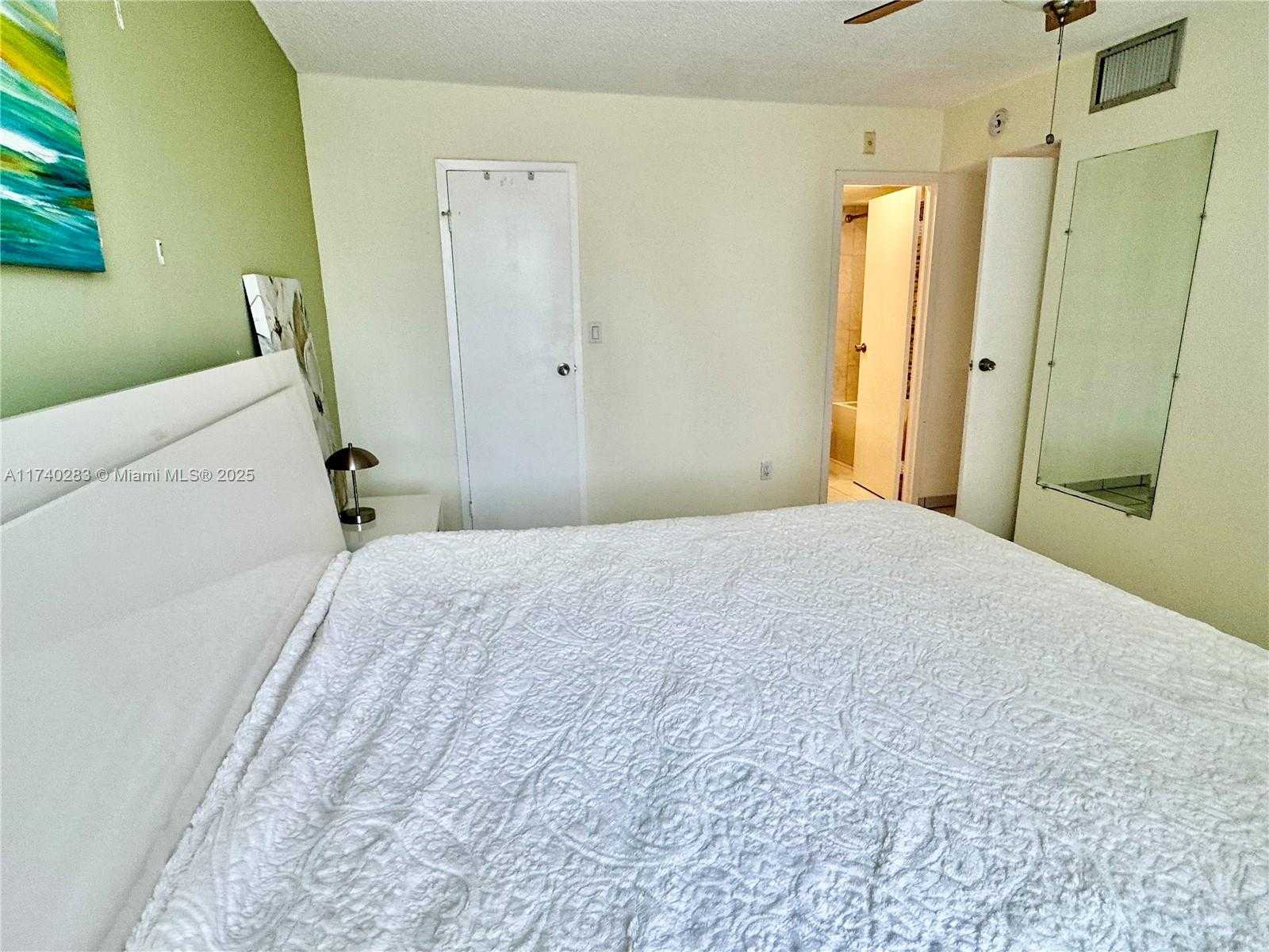 Small Image of 200 172ND ST #522, Sunny Isles Beach Number 14