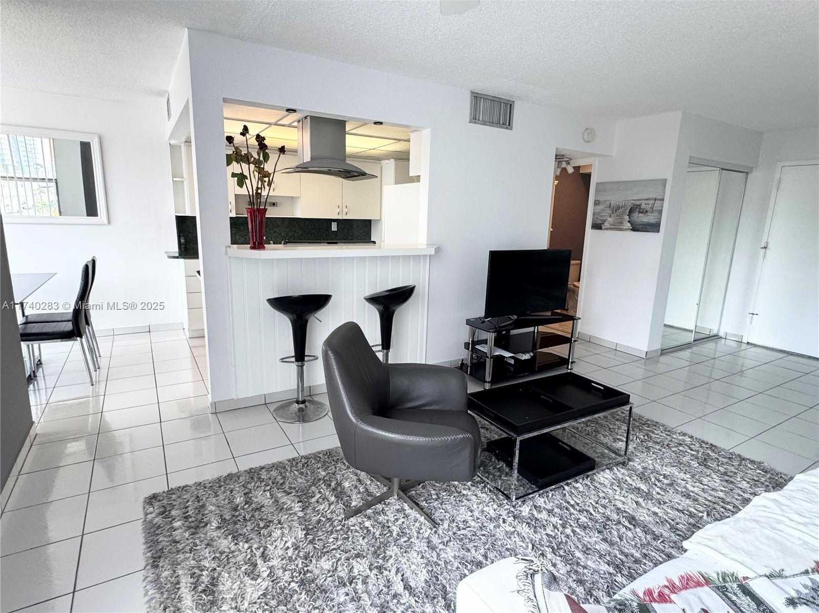 Small Image of 200 172ND ST #522, Sunny Isles Beach Number 2