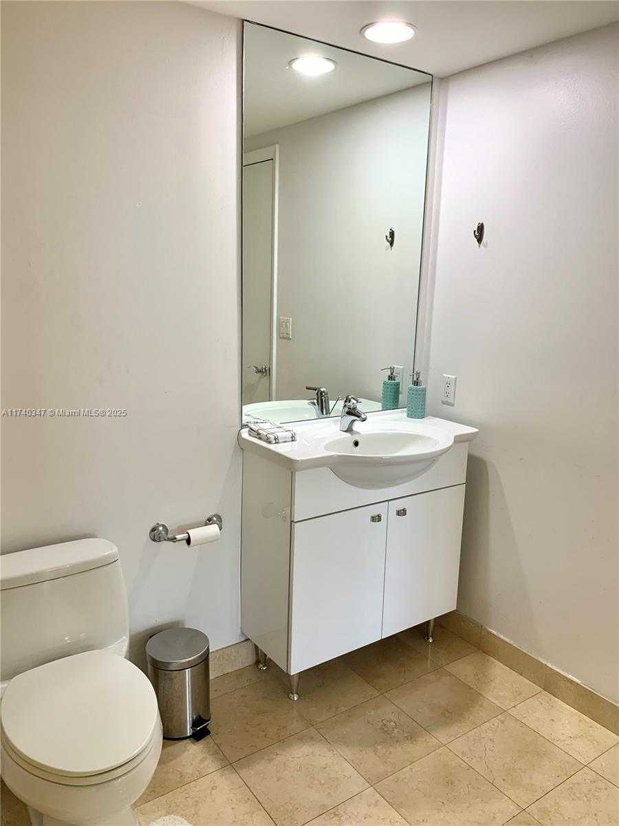 Small Image of 1850 SOUTH OCEAN DR #1609, Hallandale Beach Number 21
