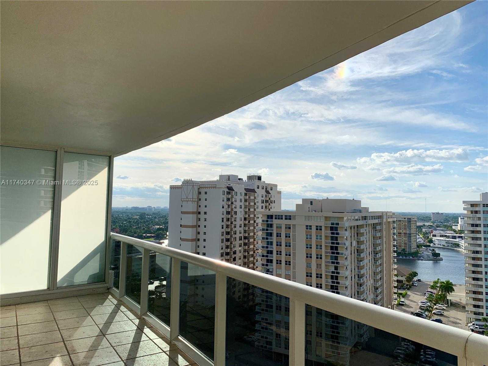 Small Image of 1850 SOUTH OCEAN DR #1609, Hallandale Beach Number 29
