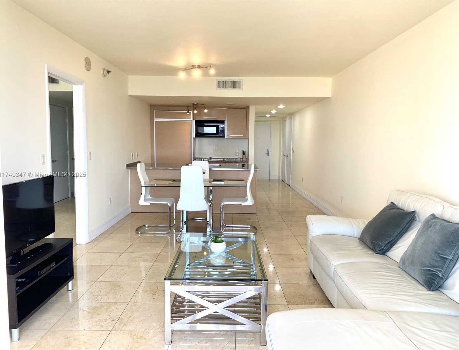 Small Image of 1850 SOUTH OCEAN DR #1609, Hallandale Beach Number 5