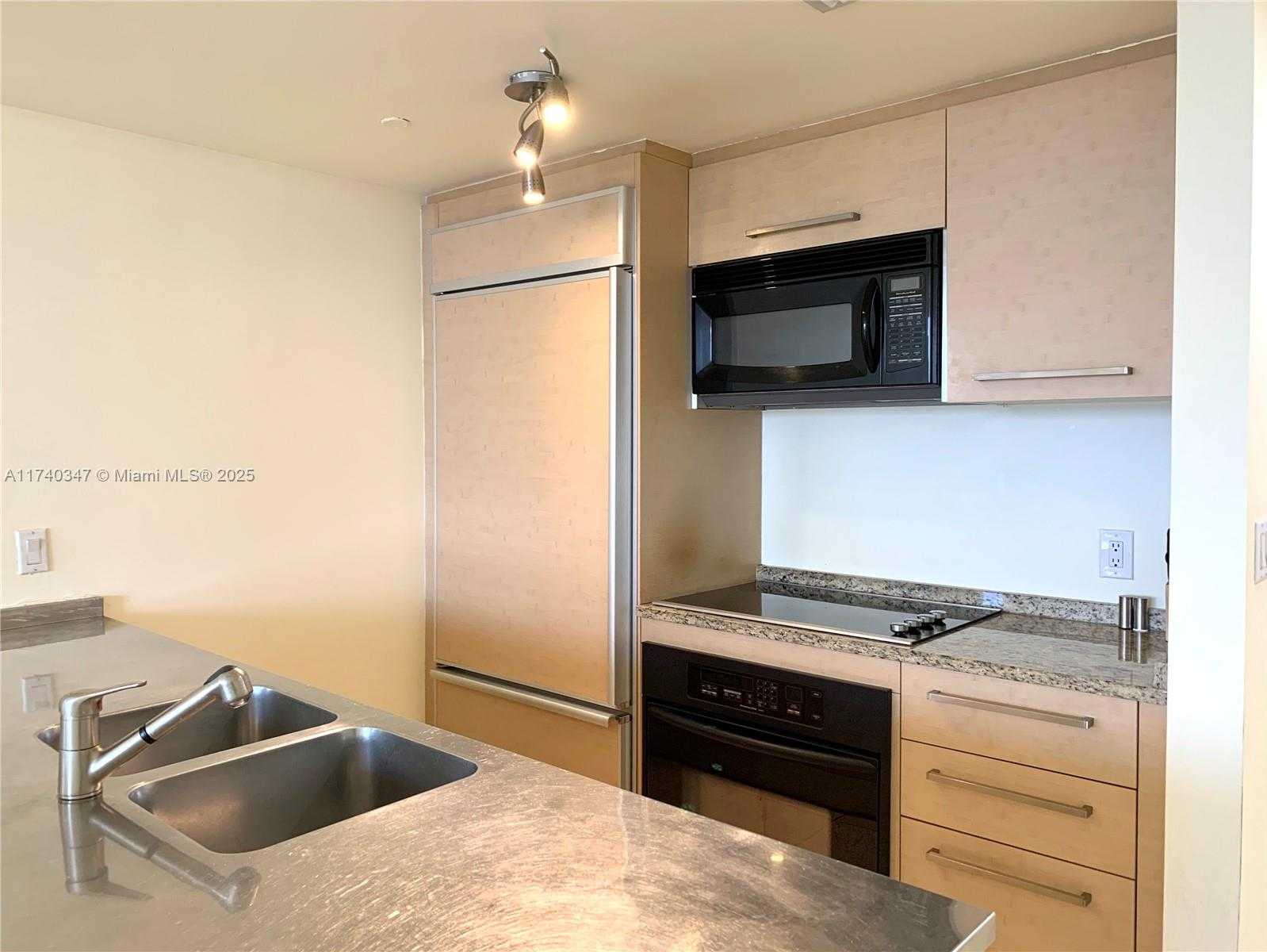 Small Image of 1850 SOUTH OCEAN DR #1609, Hallandale Beach Number 7