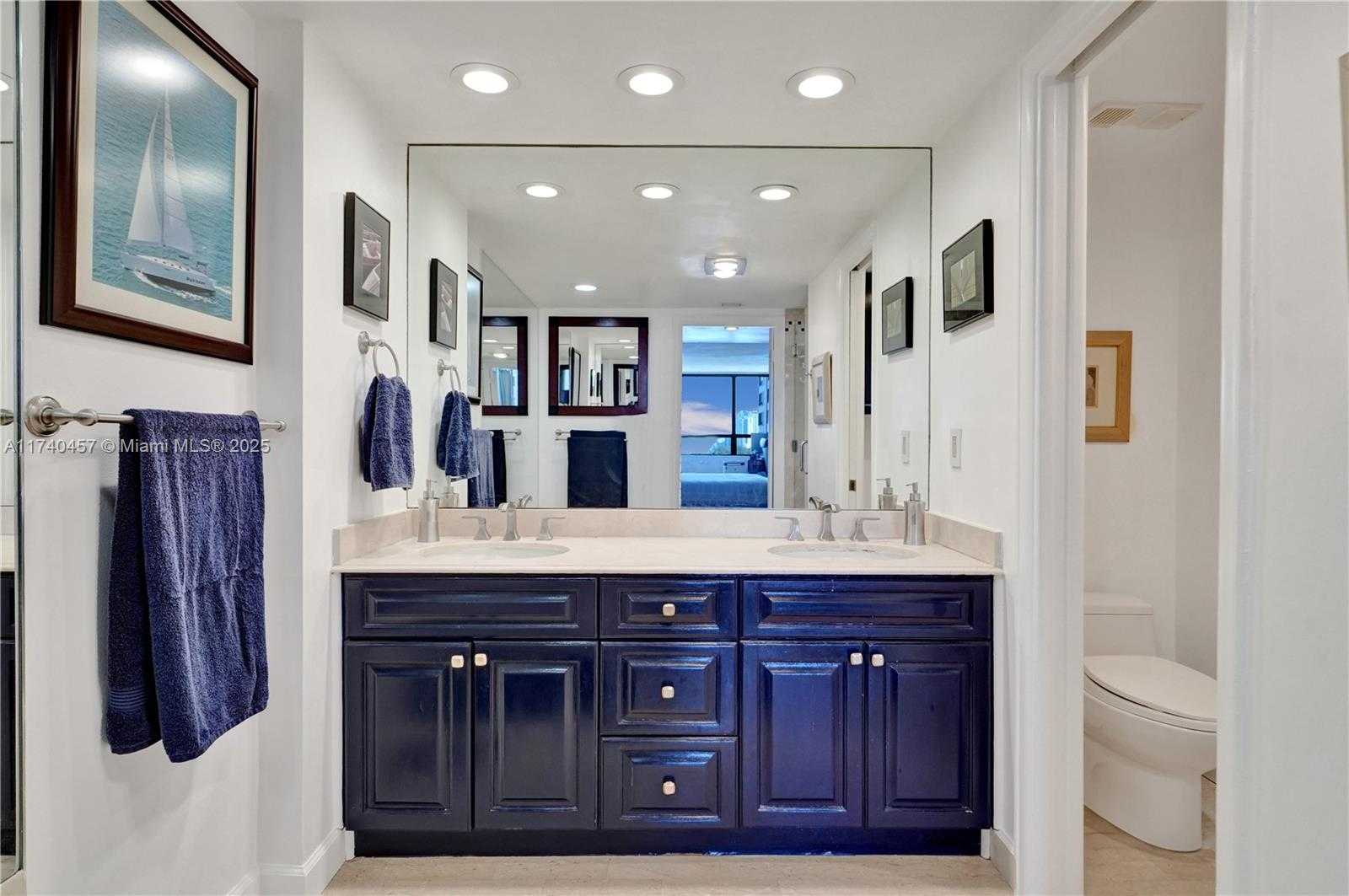 Small Image of 3 GROVE ISLE DR #C904, Miami Number 18