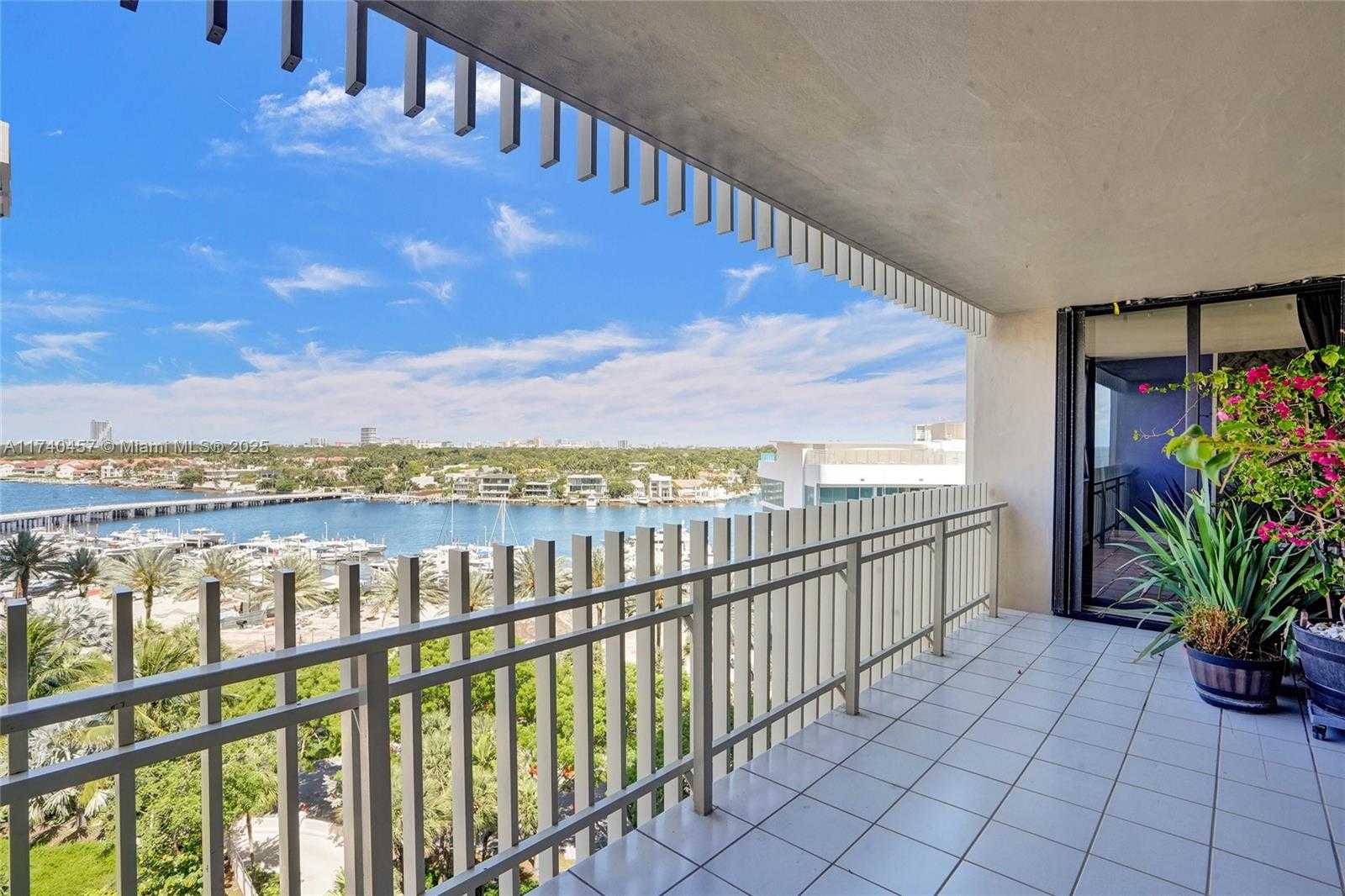 Small Image of 3 GROVE ISLE DR #C904, Miami Number 22