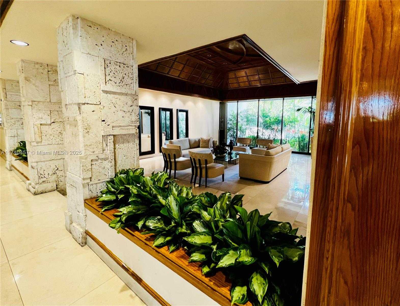 Small Image of 3 GROVE ISLE DR #C904, Miami Number 40