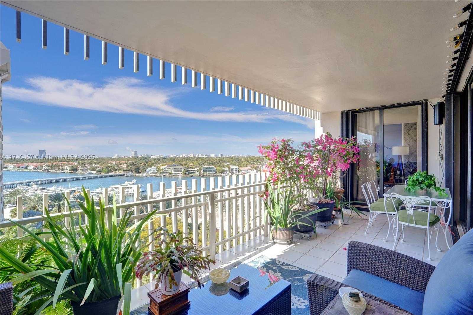 Small Image of 3 GROVE ISLE DR #C904, Miami Number 7