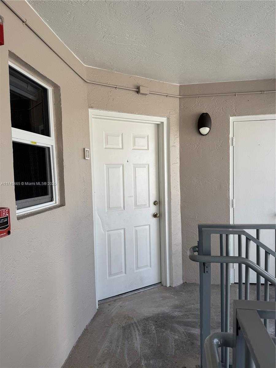 Small Image of 17330 NORTH WEST 67TH PL #L-6, Hialeah Number 10