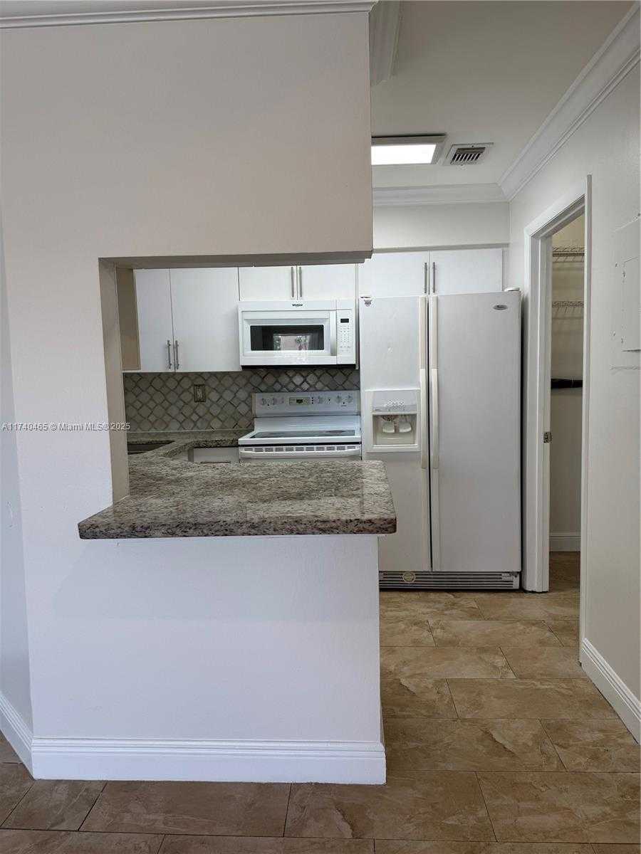 Small Image of 17330 NORTH WEST 67TH PL #L-6, Hialeah Number 3