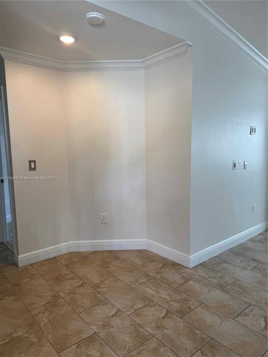 Small Image of 17330 NORTH WEST 67TH PL #L-6, Hialeah Number 5