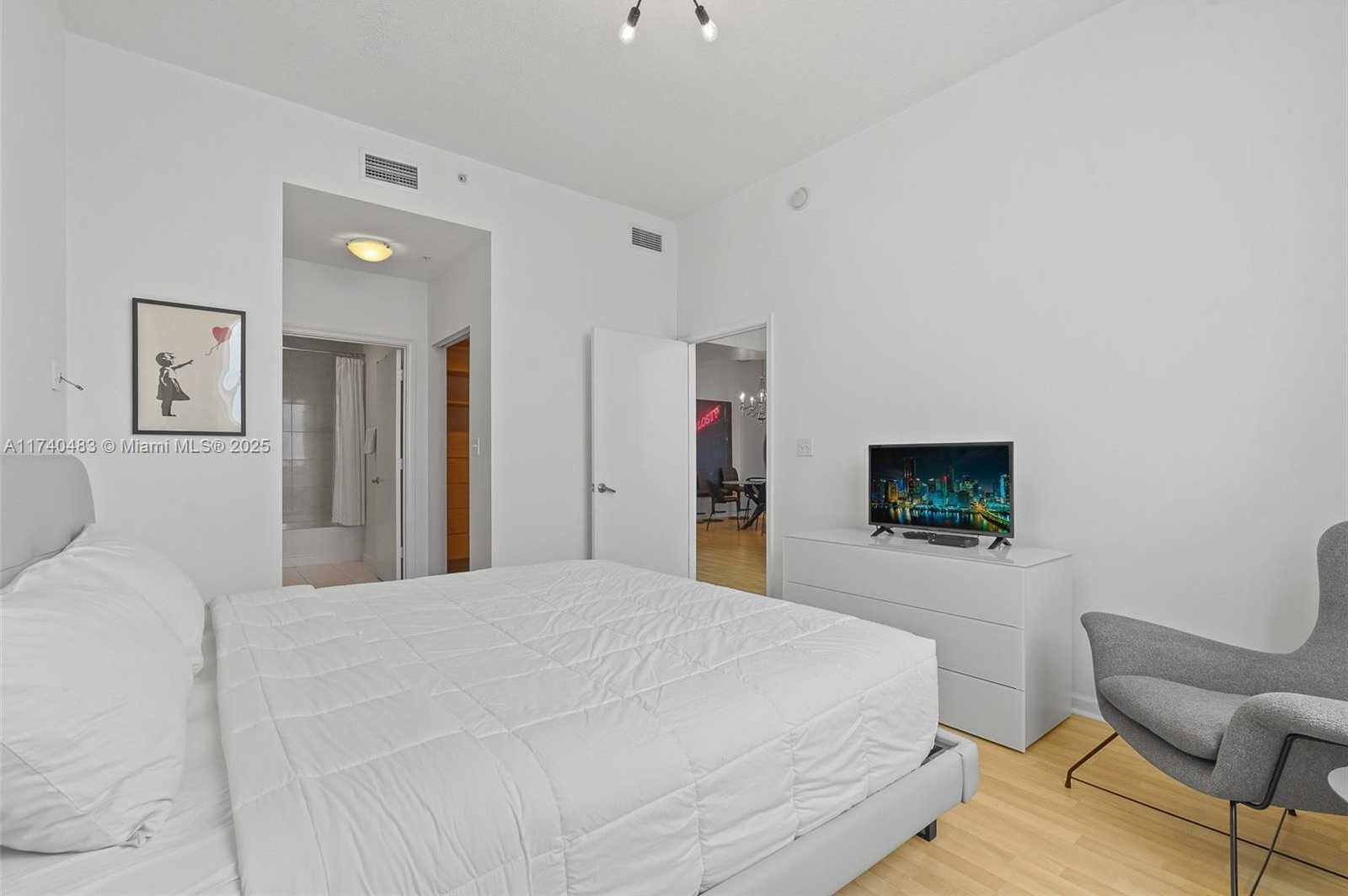 Small Image of 2775 NORTH EAST 187TH ST #PH4, Aventura Number 14
