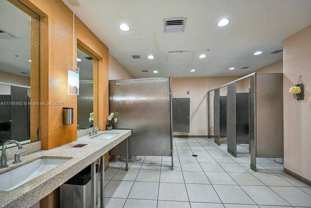 Small Image of 2775 NORTH EAST 187TH ST #PH4, Aventura Number 20