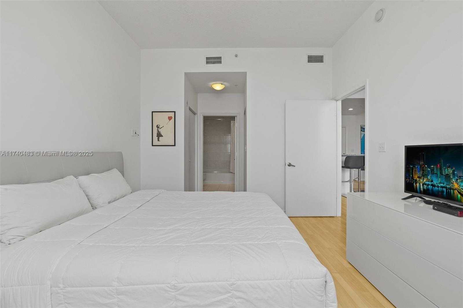 Small Image of 2775 NORTH EAST 187TH ST #PH4, Aventura Number 22