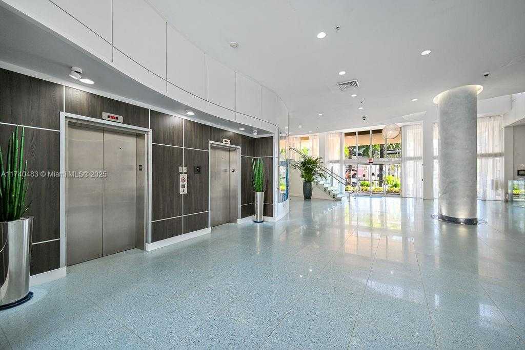 Small Image of 2775 NORTH EAST 187TH ST #PH4, Aventura Number 5