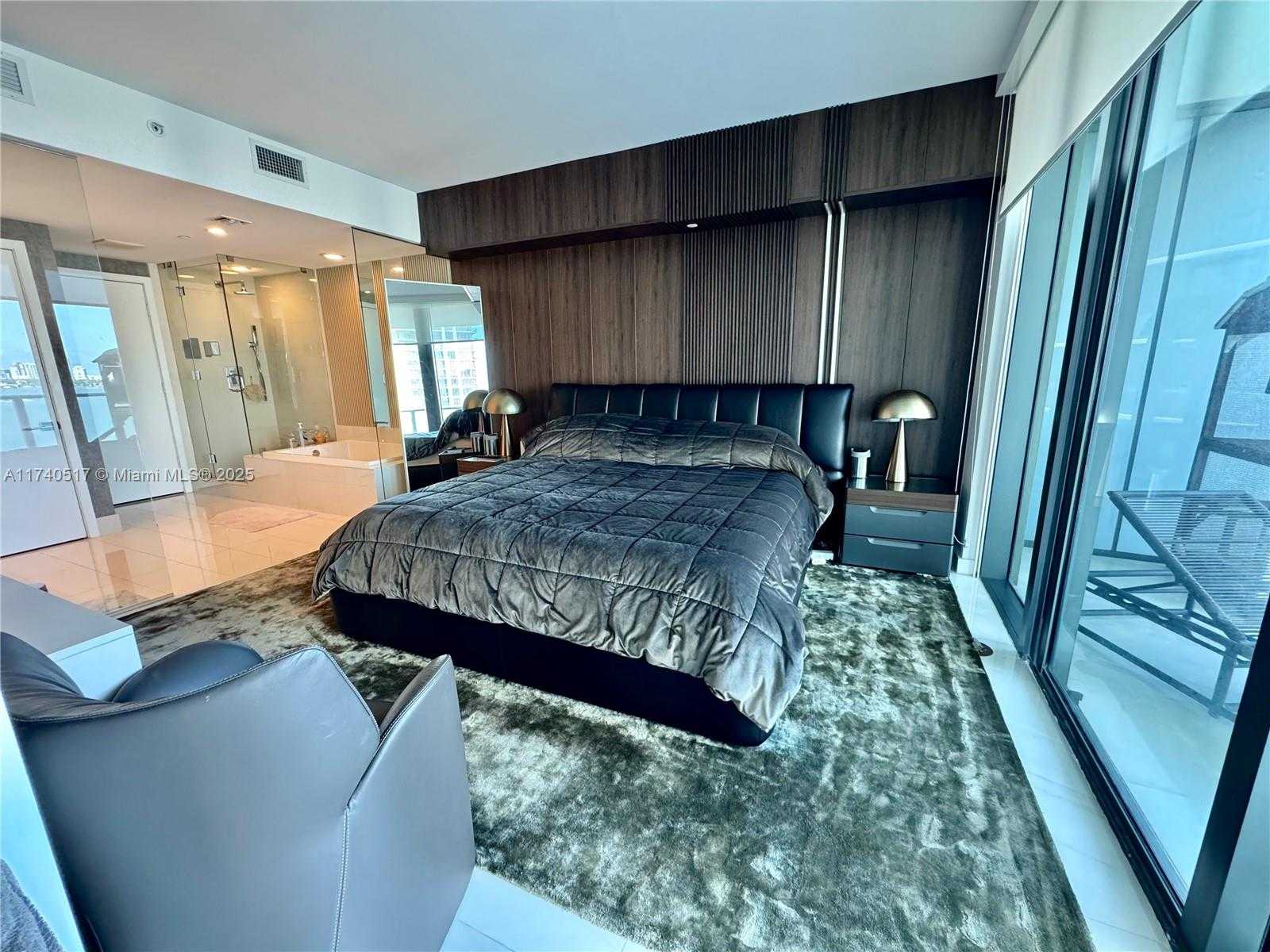 Small Image of 650 NORTH EAST 32ND ST #1401, Miami Number 11