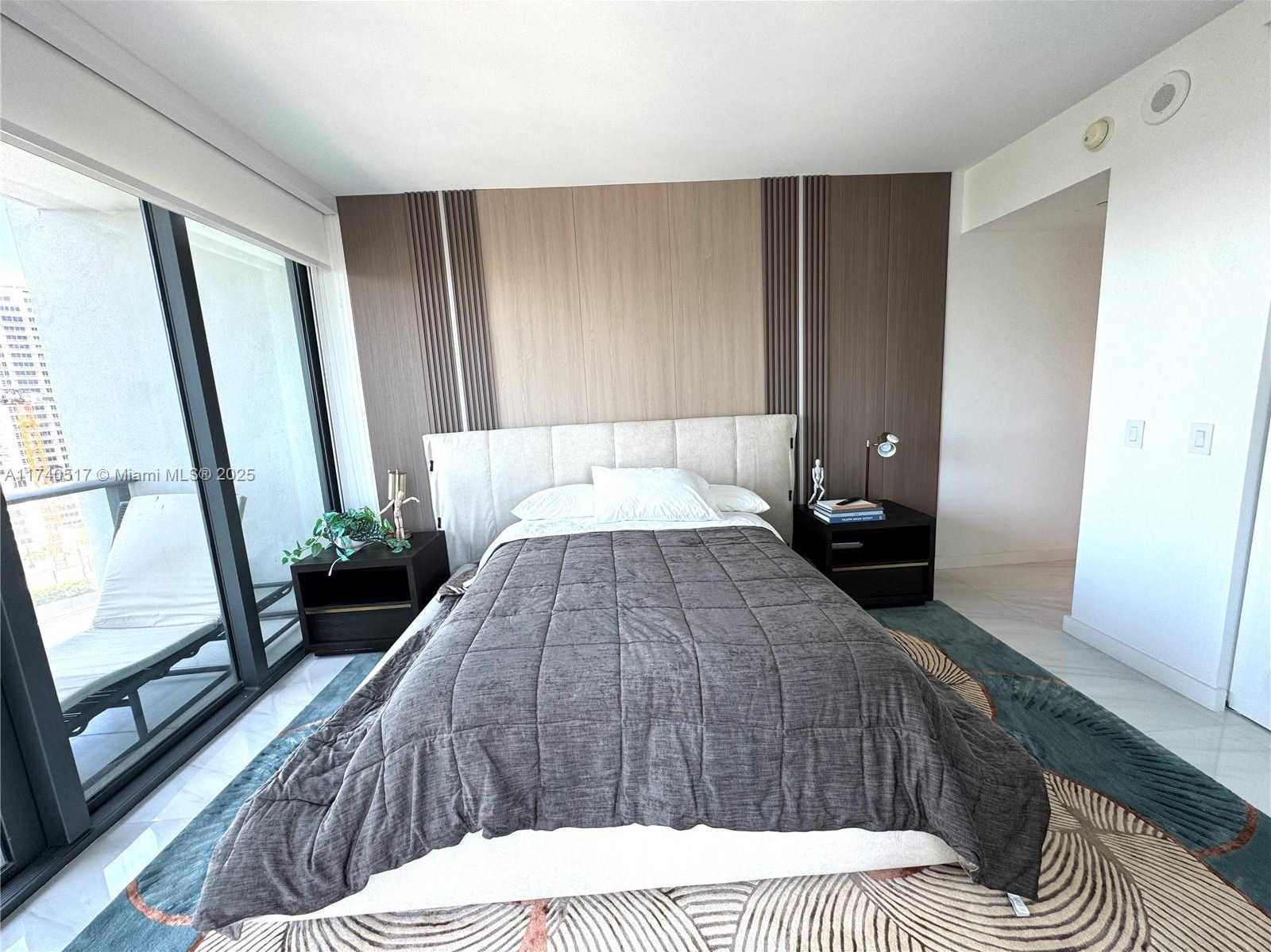 Small Image of 650 NORTH EAST 32ND ST #1401, Miami Number 30