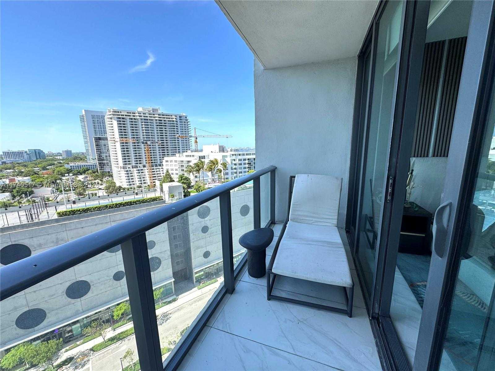 Small Image of 650 NORTH EAST 32ND ST #1401, Miami Number 34