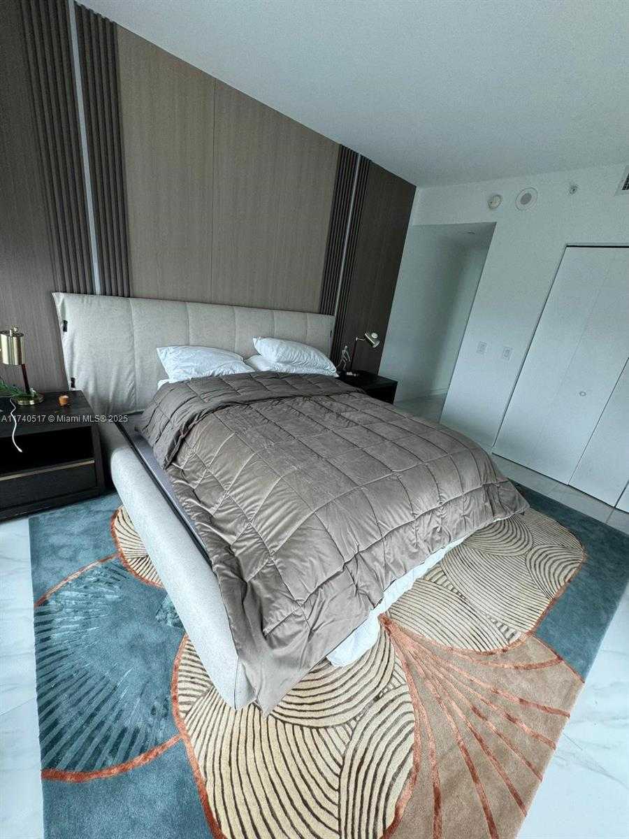 Small Image of 650 NORTH EAST 32ND ST #1401, Miami Number 44