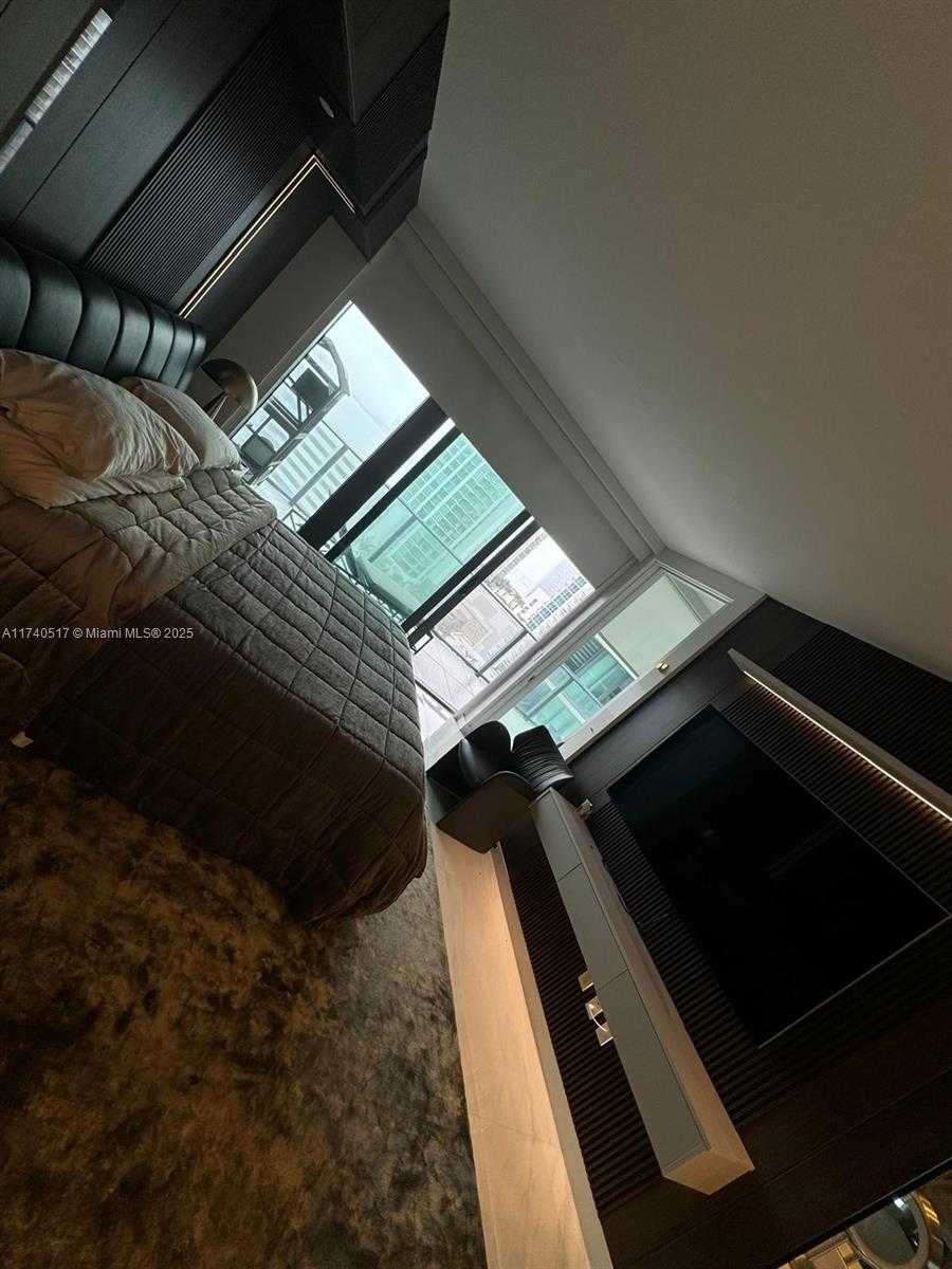 Small Image of 650 NORTH EAST 32ND ST #1401, Miami Number 50