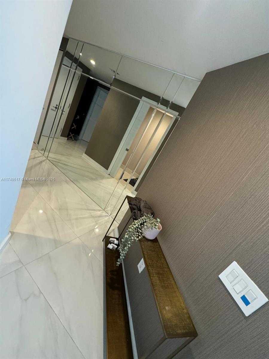 Small Image of 650 NORTH EAST 32ND ST #1401, Miami Number 54